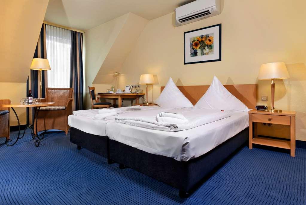 מלון Tryp By Wyndham Luebeck Aquamarin חדר תמונה