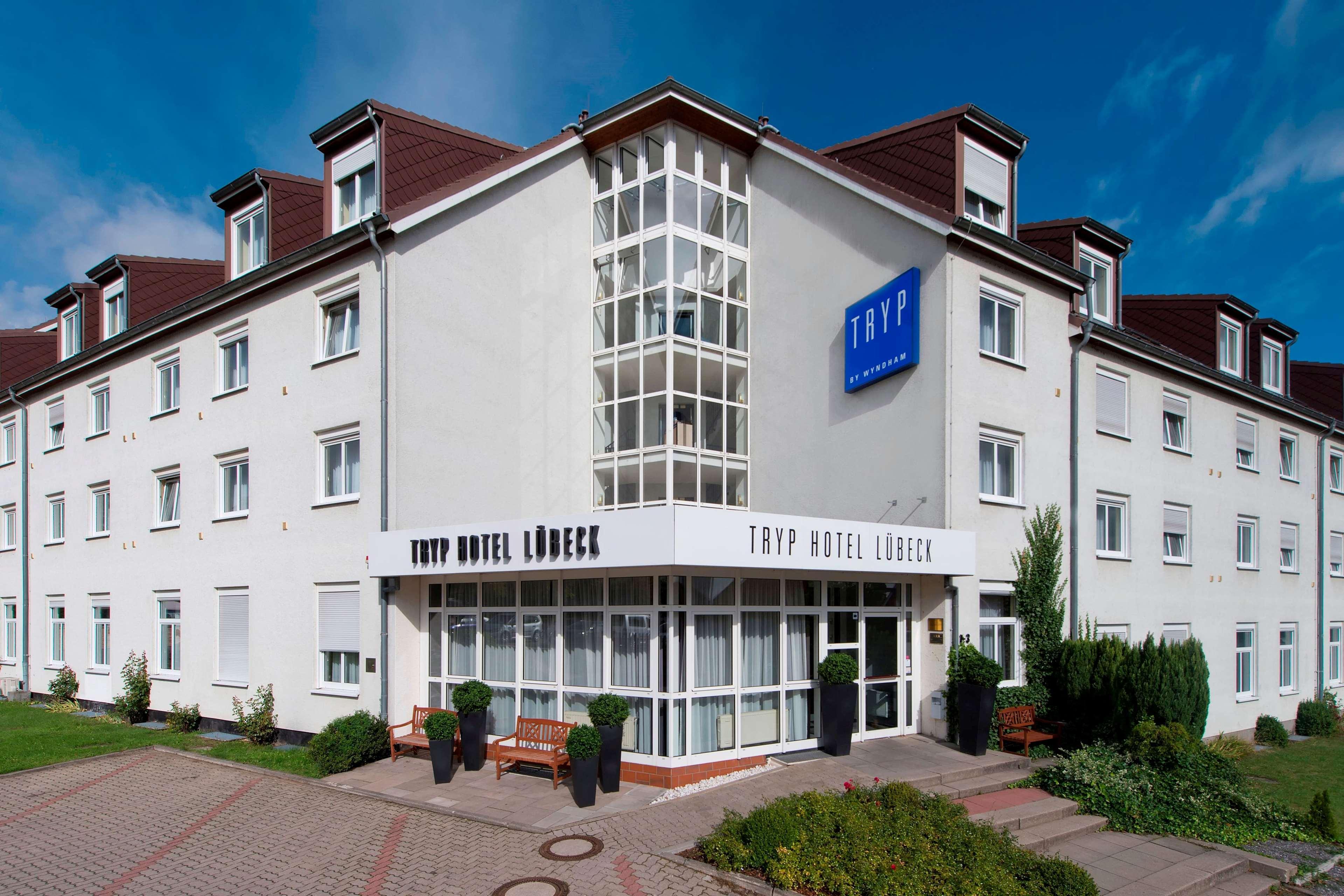 מלון Tryp By Wyndham Luebeck Aquamarin מראה חיצוני תמונה