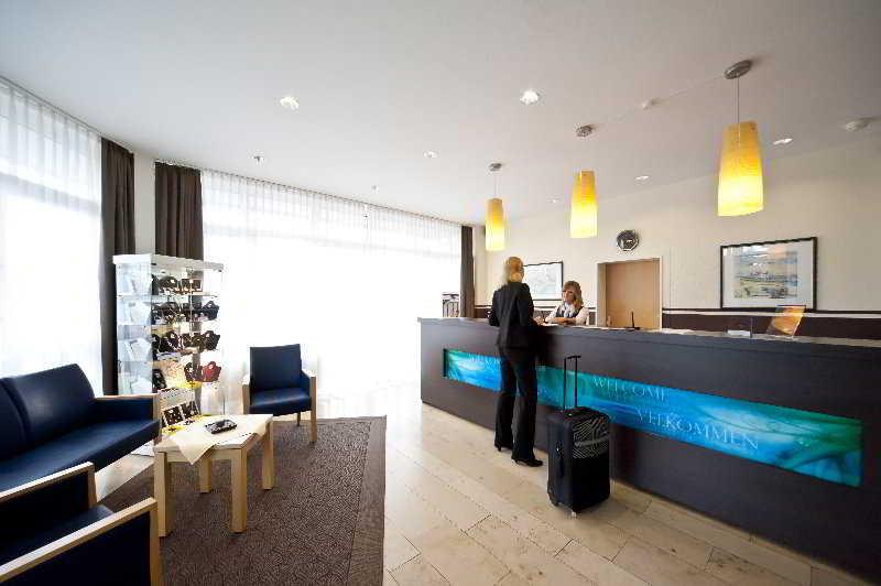מלון Tryp By Wyndham Luebeck Aquamarin מראה חיצוני תמונה